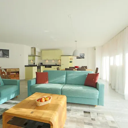 Susanna By Interhome Ζερμάτ